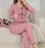 Pyjama femme rose à pois – Confort et style romantique
